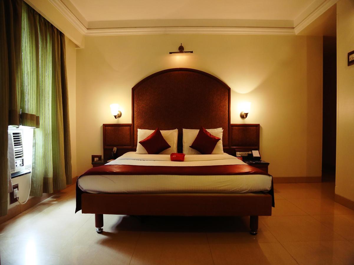 Hotel Srimaan Пюн Екстериор снимка
