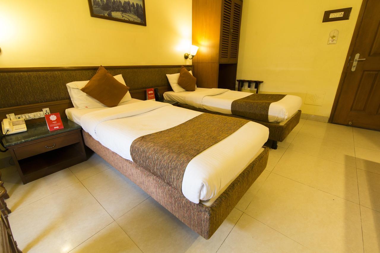 Hotel Srimaan Пюн Екстериор снимка
