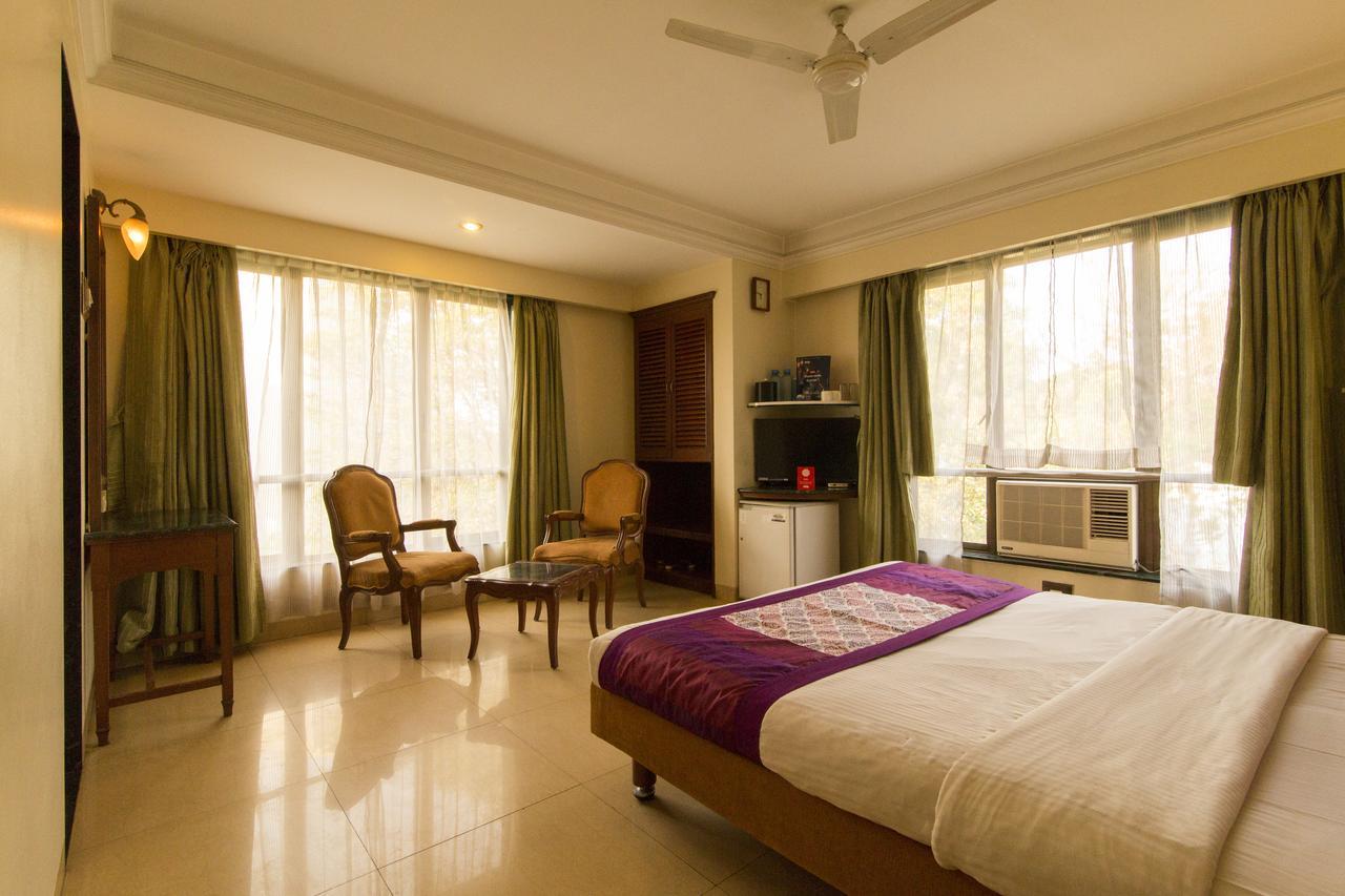 Hotel Srimaan Пюн Екстериор снимка