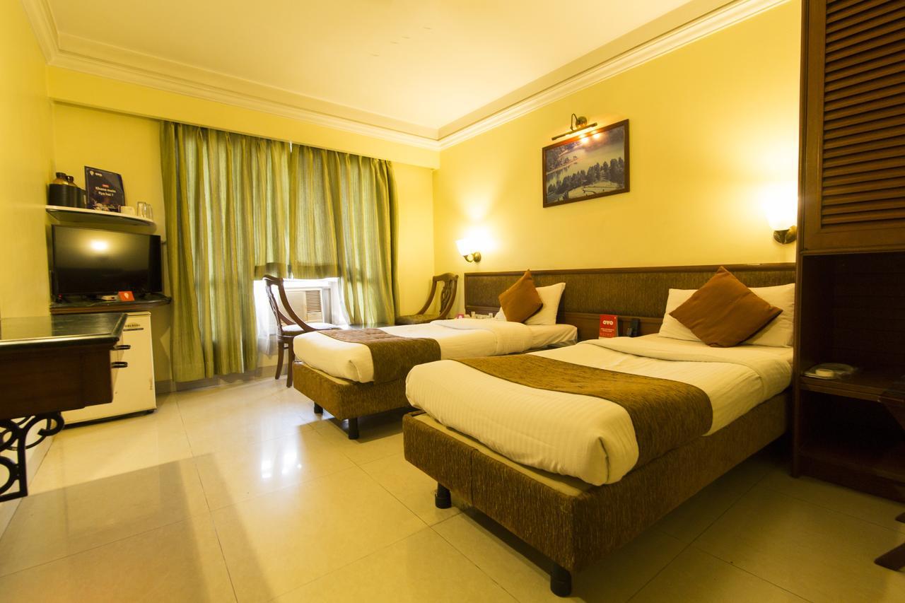Hotel Srimaan Пюн Екстериор снимка